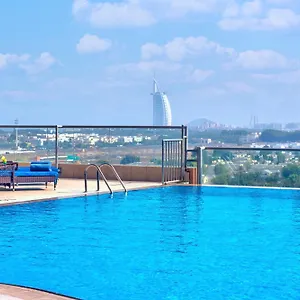 Two Seasons & Lejlighedshotel