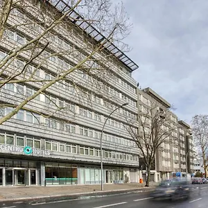 Titanic Comfort Kurfuerstendamm 3*, Berlin Almanya